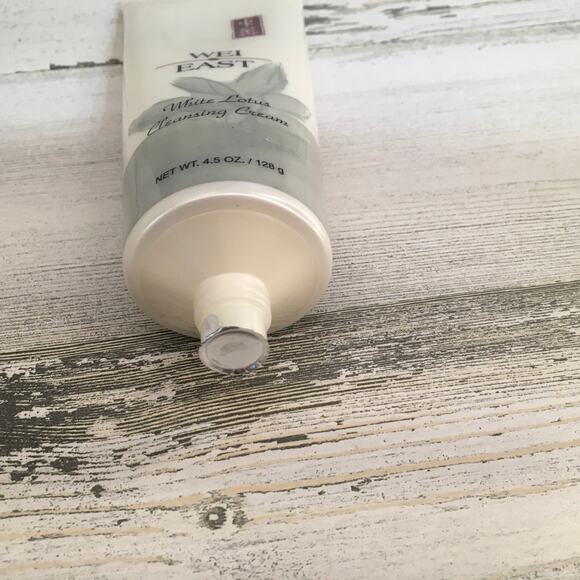 Wei East Skincare White Lotus Cleansing Cream Face Wash 4.5 oz NEW SEALED NIP - Picture 7 of 7